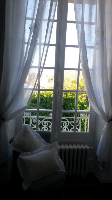 Le Chalet De Luxe Bed & Breakfast Saint-Séverin Rom bilde