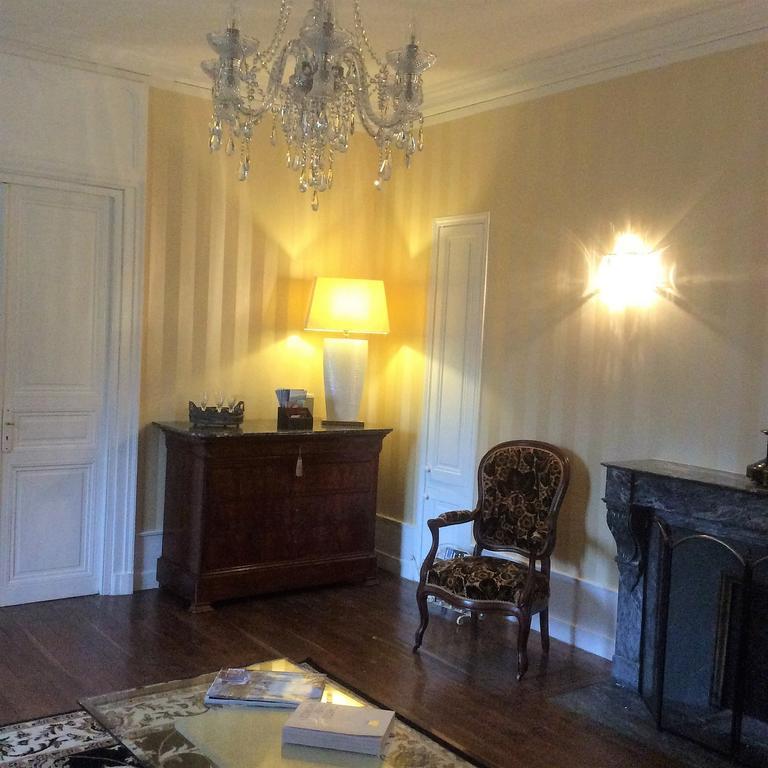 Le Chalet De Luxe Bed & Breakfast Saint-Séverin Eksteriør bilde