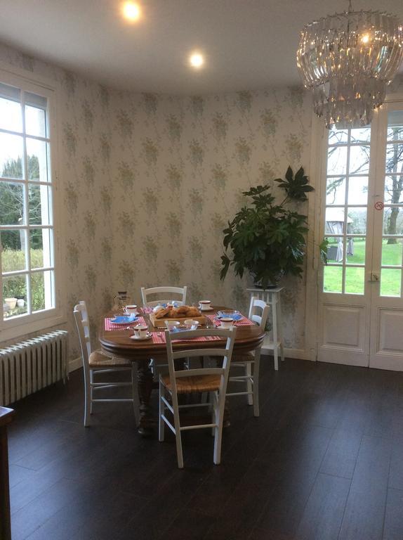 Le Chalet De Luxe Bed & Breakfast Saint-Séverin Eksteriør bilde